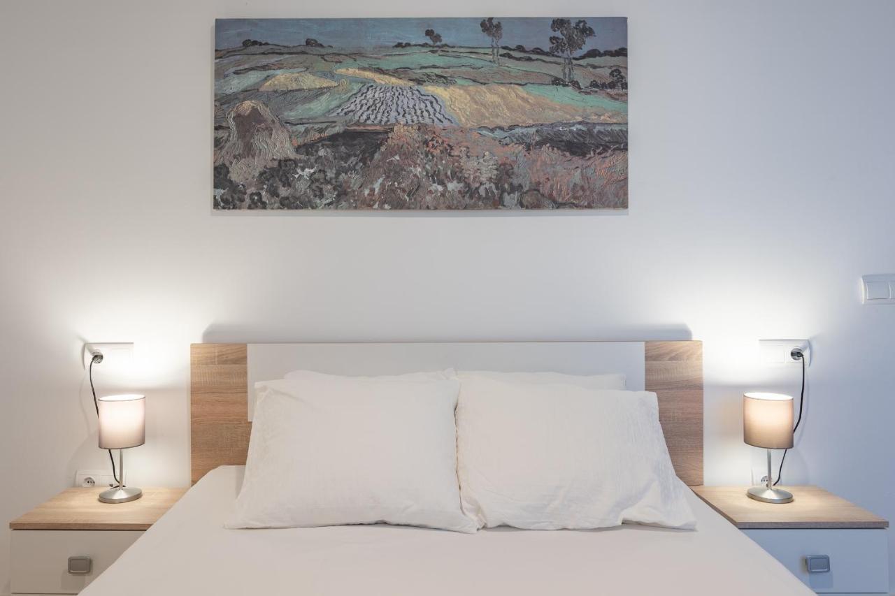 Dona Elvira Parras Apartment มาลากา ภายนอก รูปภาพ