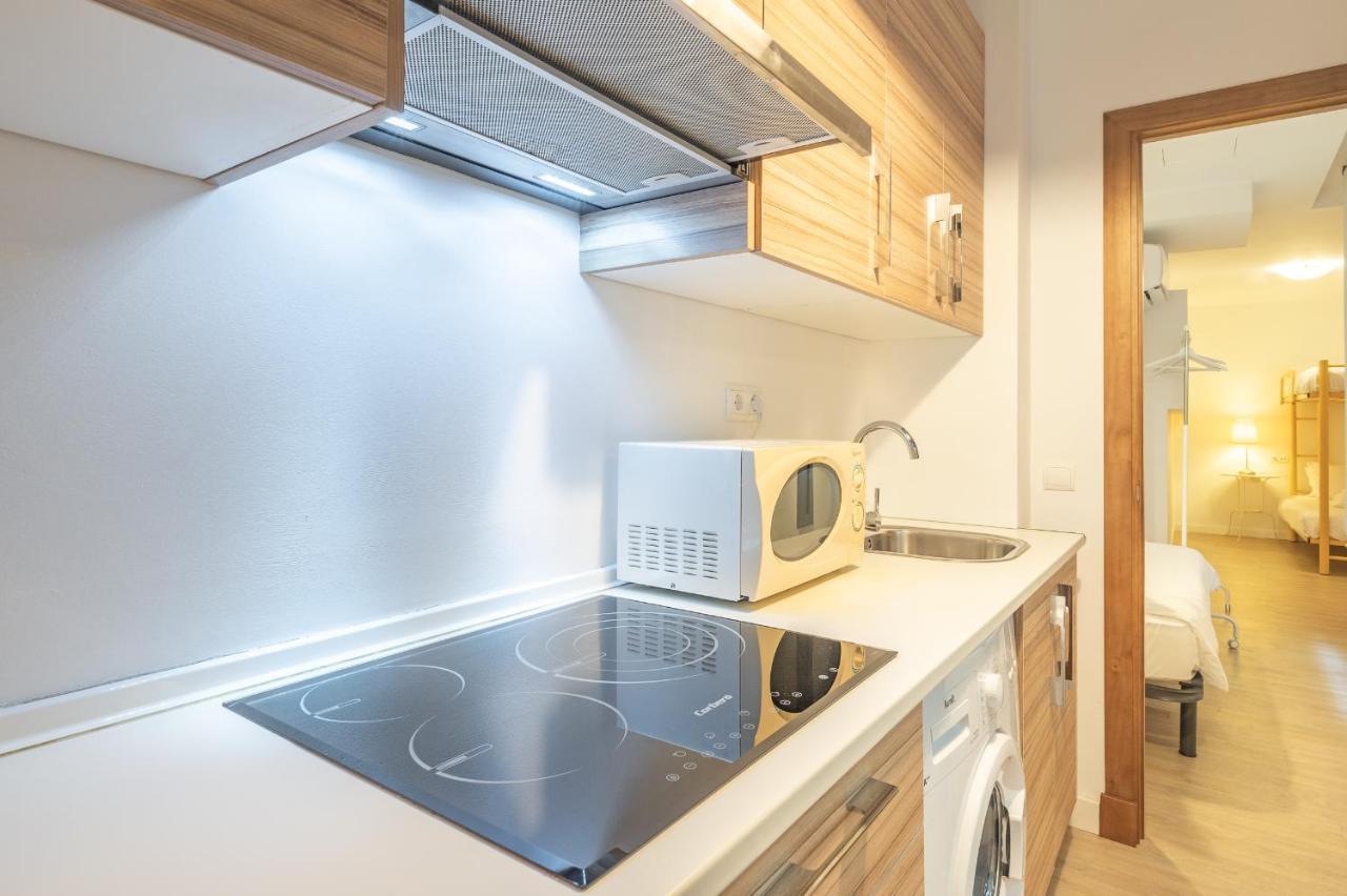Dona Elvira Parras Apartment มาลากา ภายนอก รูปภาพ