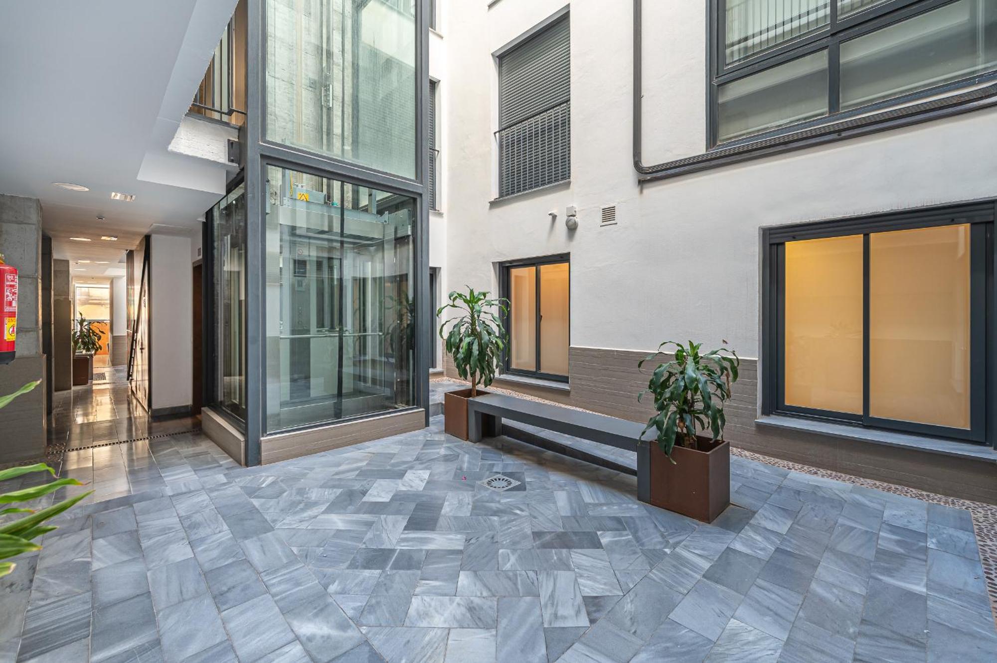 Dona Elvira Parras Apartment มาลากา ภายนอก รูปภาพ