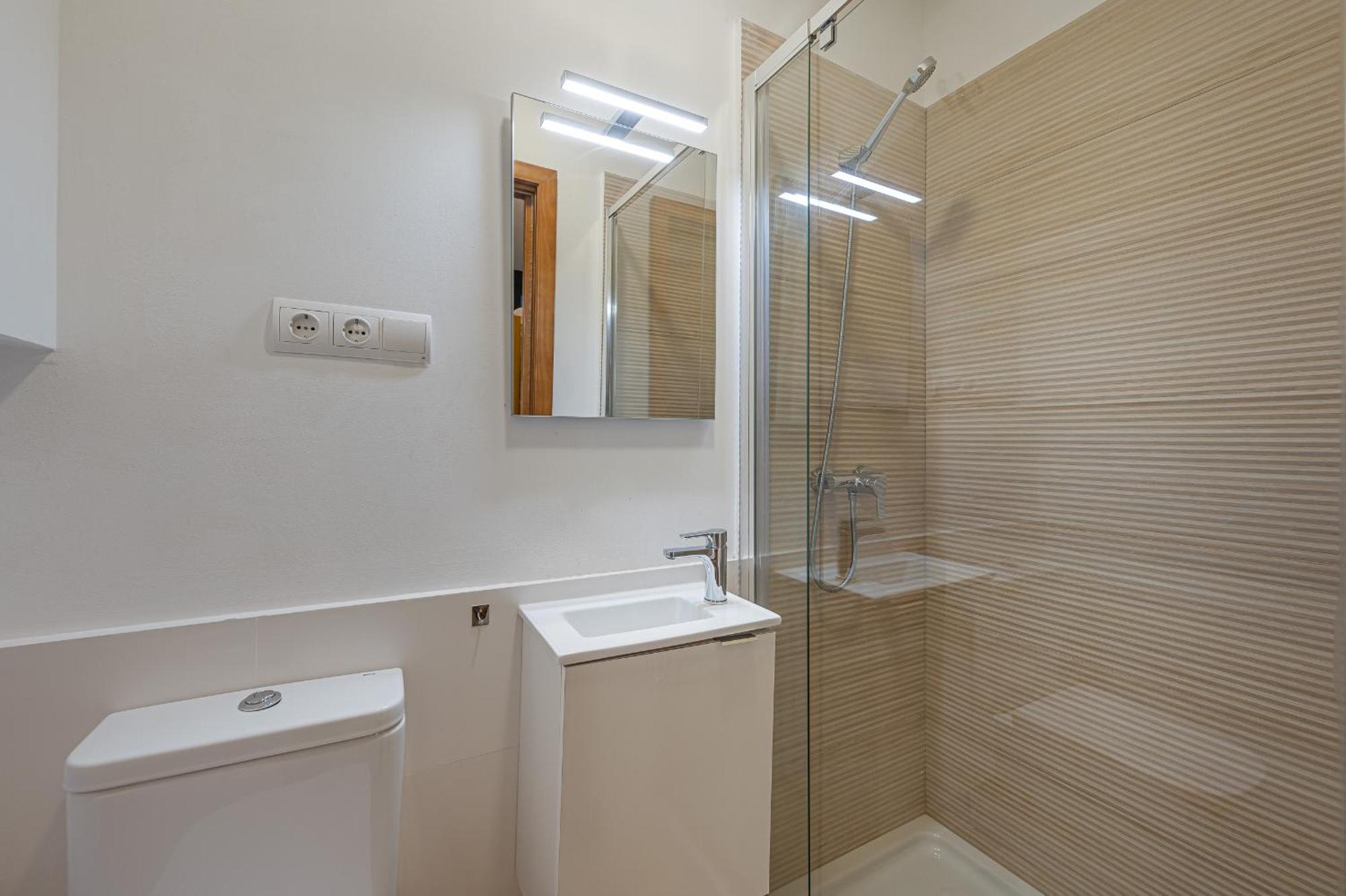 Dona Elvira Parras Apartment มาลากา ภายนอก รูปภาพ