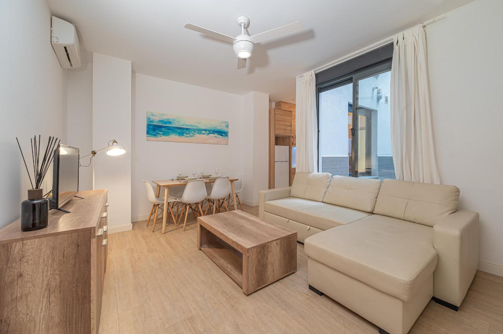 Dona Elvira Parras Apartment มาลากา ภายนอก รูปภาพ
